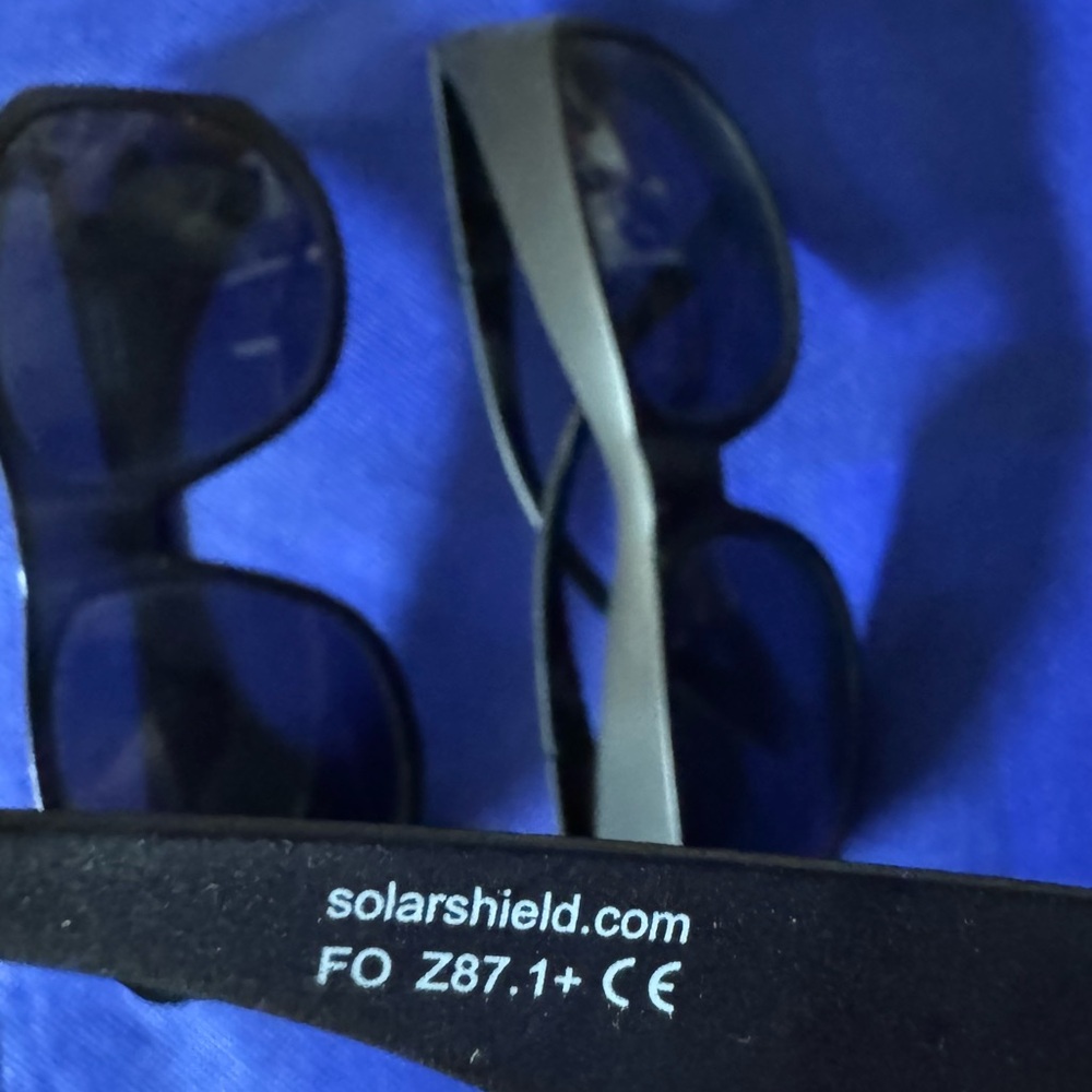 😎3pcs lot Solar Shield Fits Over Classic  
Sunglasses lot of 2+1 unbranded -NWOT